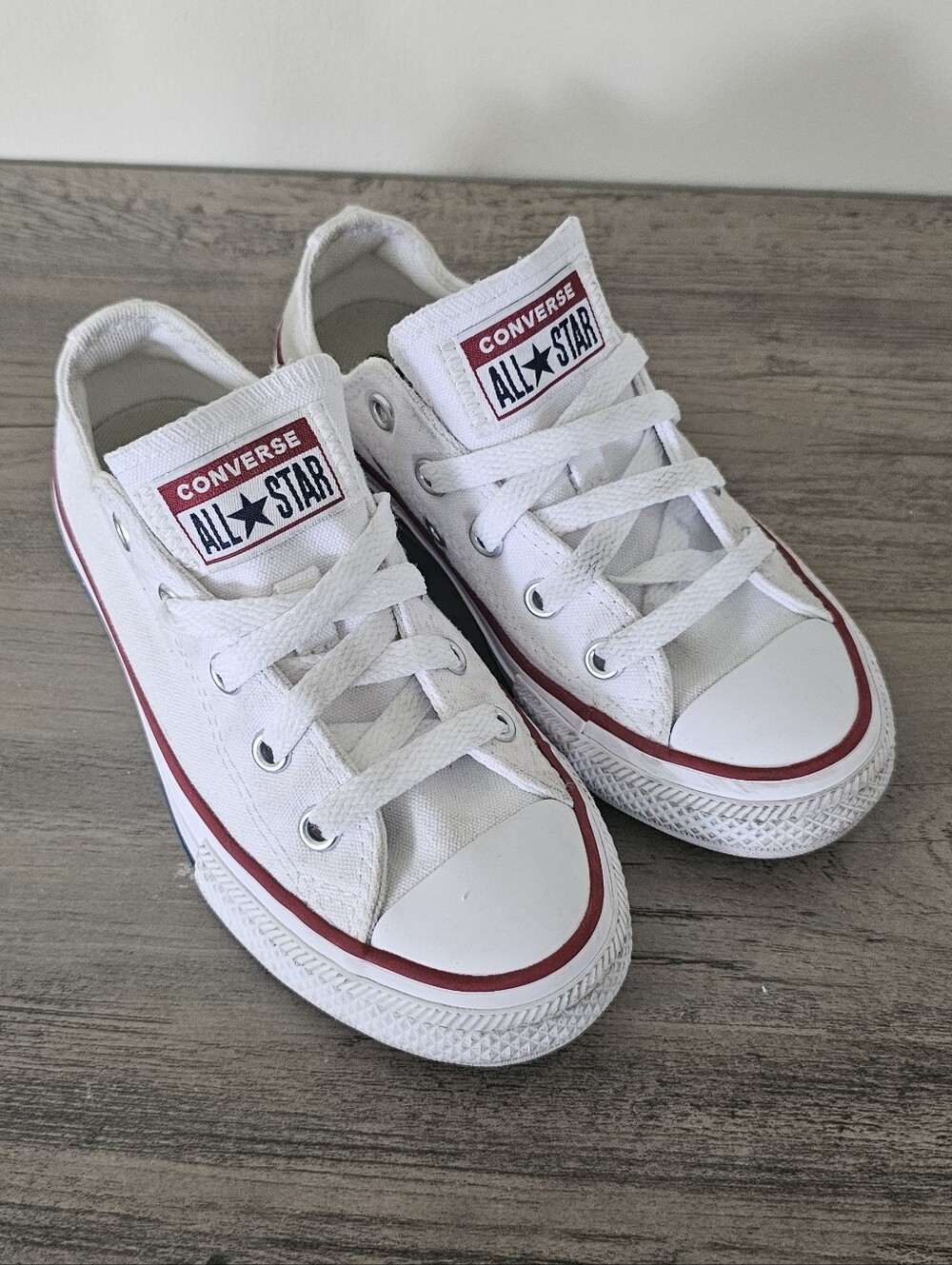 Converse All Star Kids White Canvas Sneakers with Red Trim Girl Boy Size 12 - Picture 1 of 10